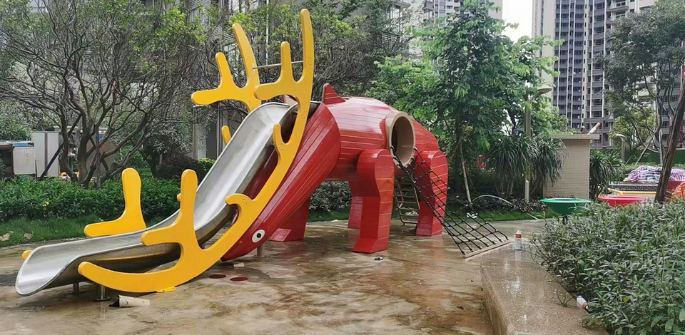 elk playground