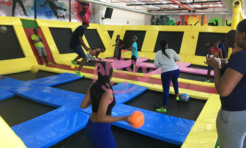 Indoor playground & trampoline park
